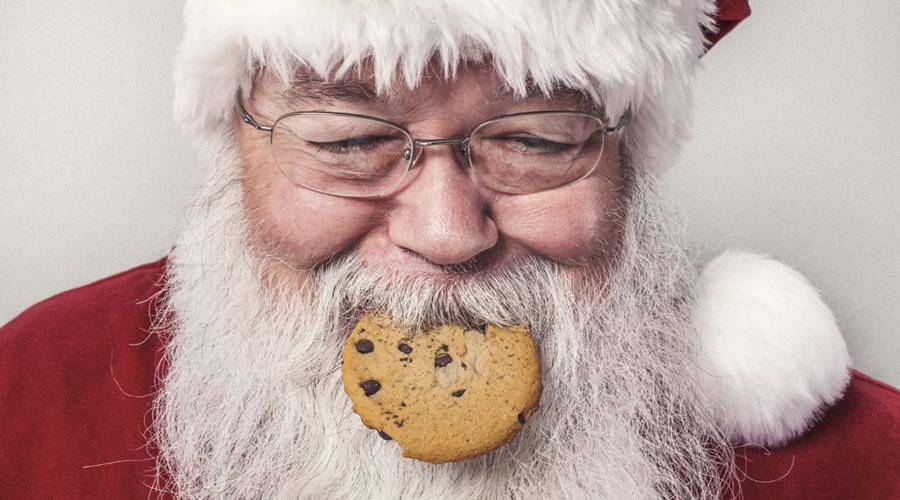 Santa Clause Eating Cookie christmas hd wallpaper desktop high-resolution background