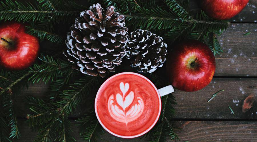 Red Coffee Christmas Scene hd wallpaper desktop high-resolution background